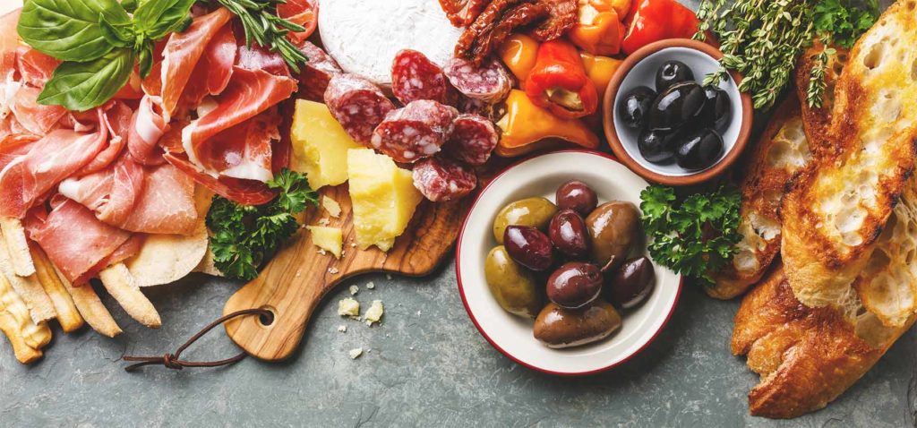 Italienska delikatesser oliver salami mm